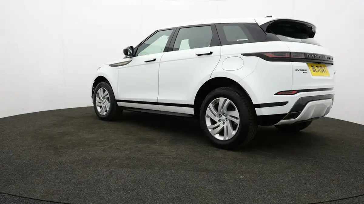 2022-land-rover-range-rover-evoque-15-p300e-r-dynamic-s-big-70
