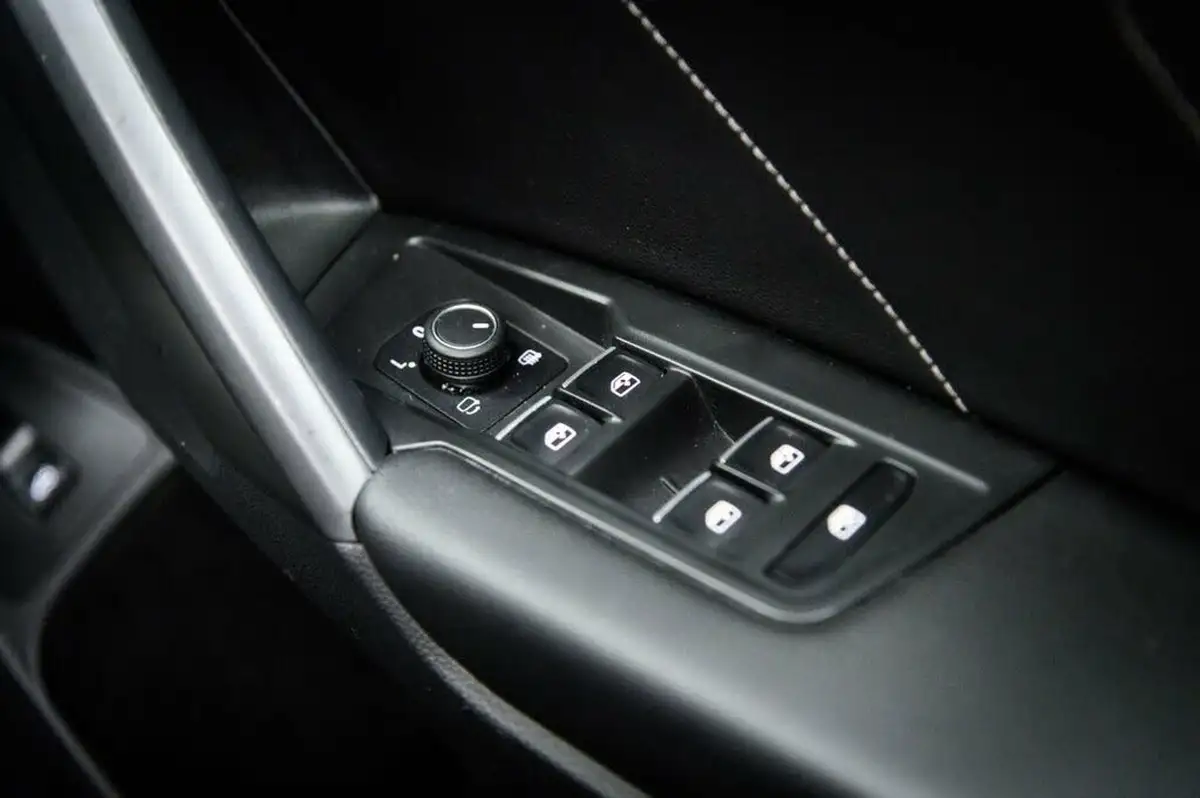 2023-volkswagen-tiguan-allspace-20tdi-r-line-150ps-big-17