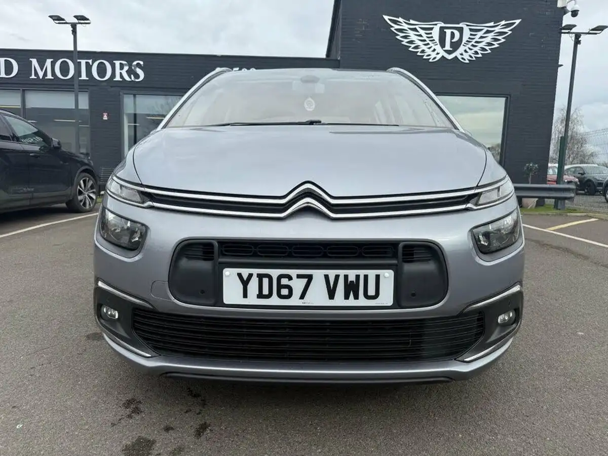 2017-citroen-grand-c4-picasso-16bluehdi-feel-big-1