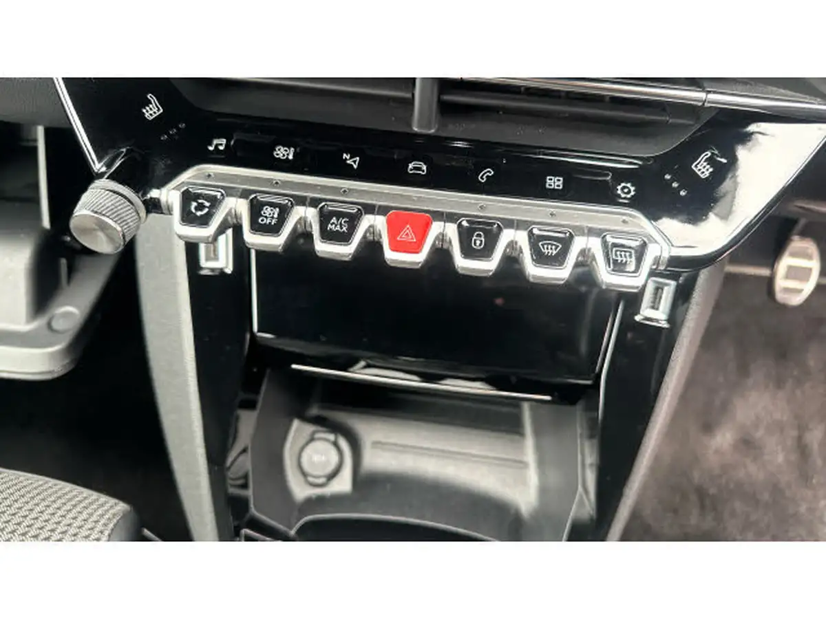 2021-peugeot-2008-suv-12-puretech-gt-big-22