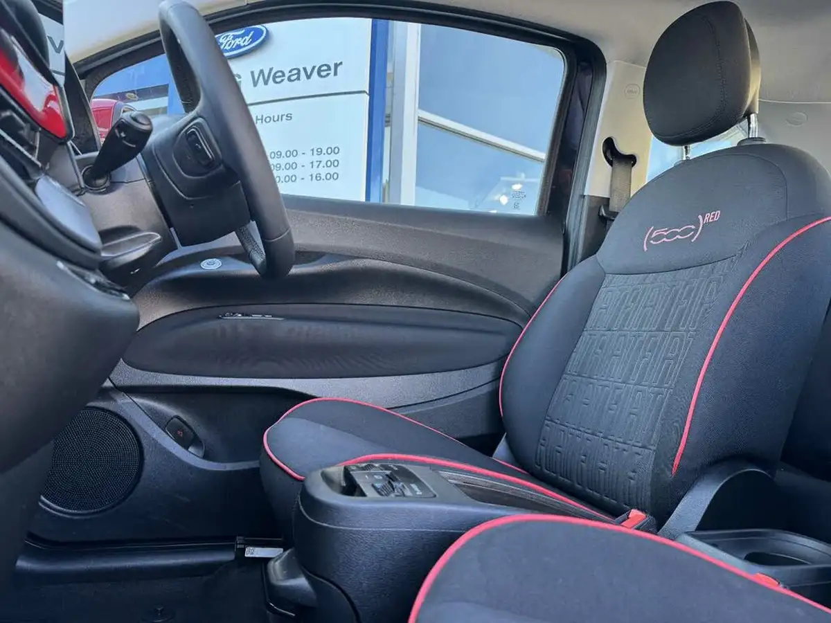 2024-fiat-500-e-red-117bhp-big-19
