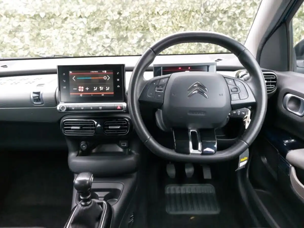 2019-citroen-c4-cactus-12-puretech-feel-130ps-big-6