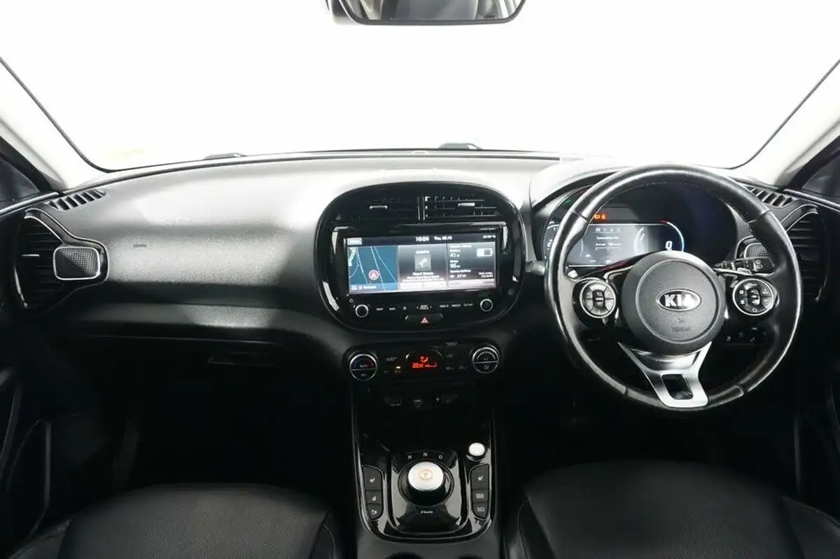 2021-kia-soul-ev-first-edition-big-12
