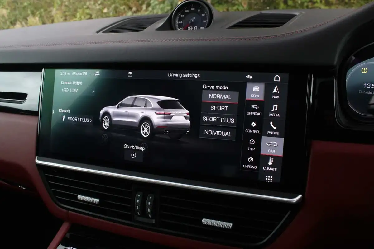 2020-porsche-cayenne-30-v6-station-wagon-big-30