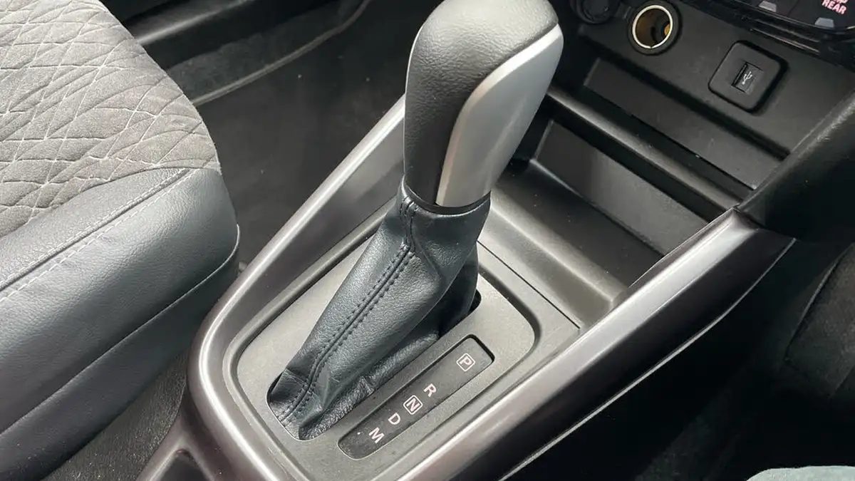 2020-suzuki-vitara-14-boosterjet-sz5-140ps-auto-big-19