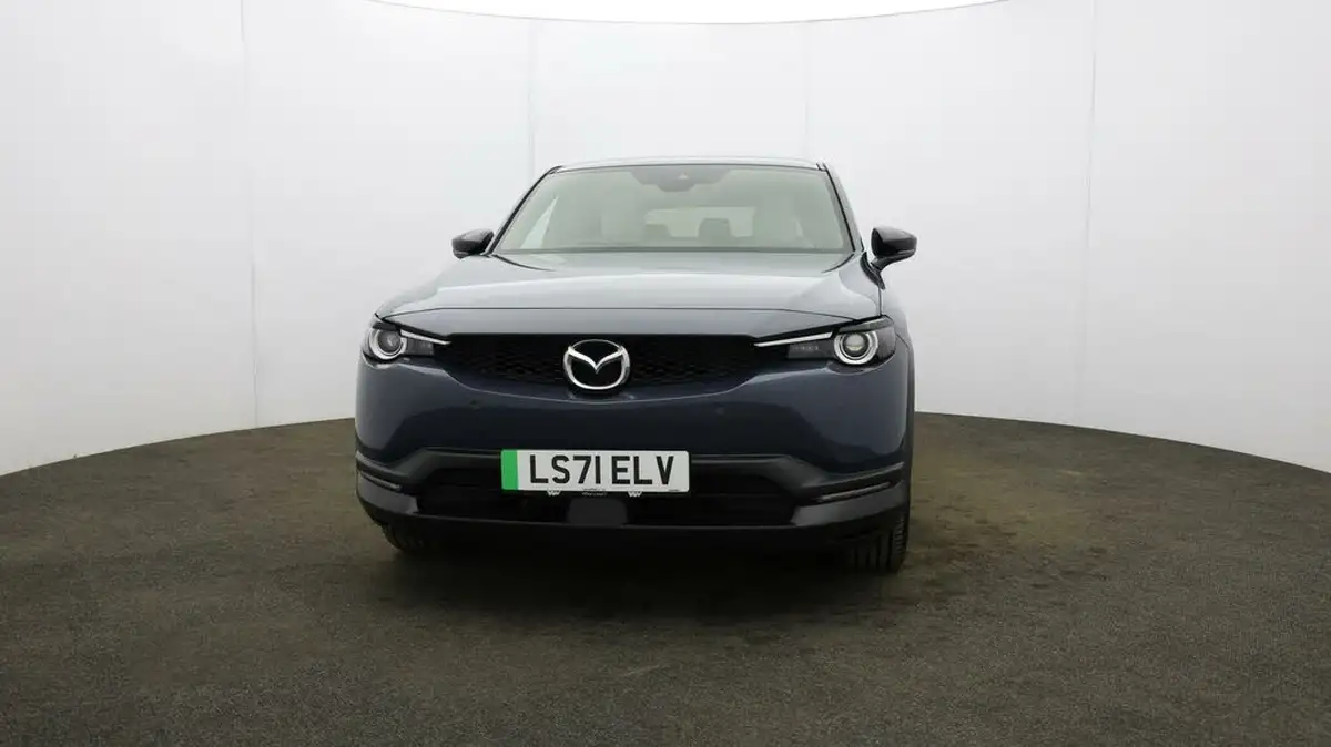 2021-mazda-mx-30-e-sport-lux-big-32