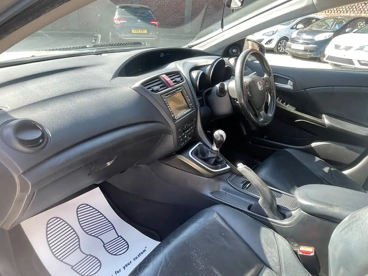2013-honda-civic-22td-ex-big-29