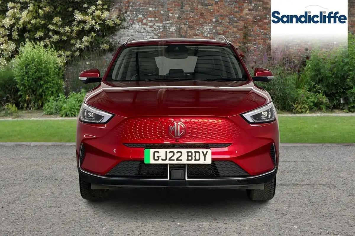 2022-mg-zs-suv-e-trophy-ev-176ps-big-1