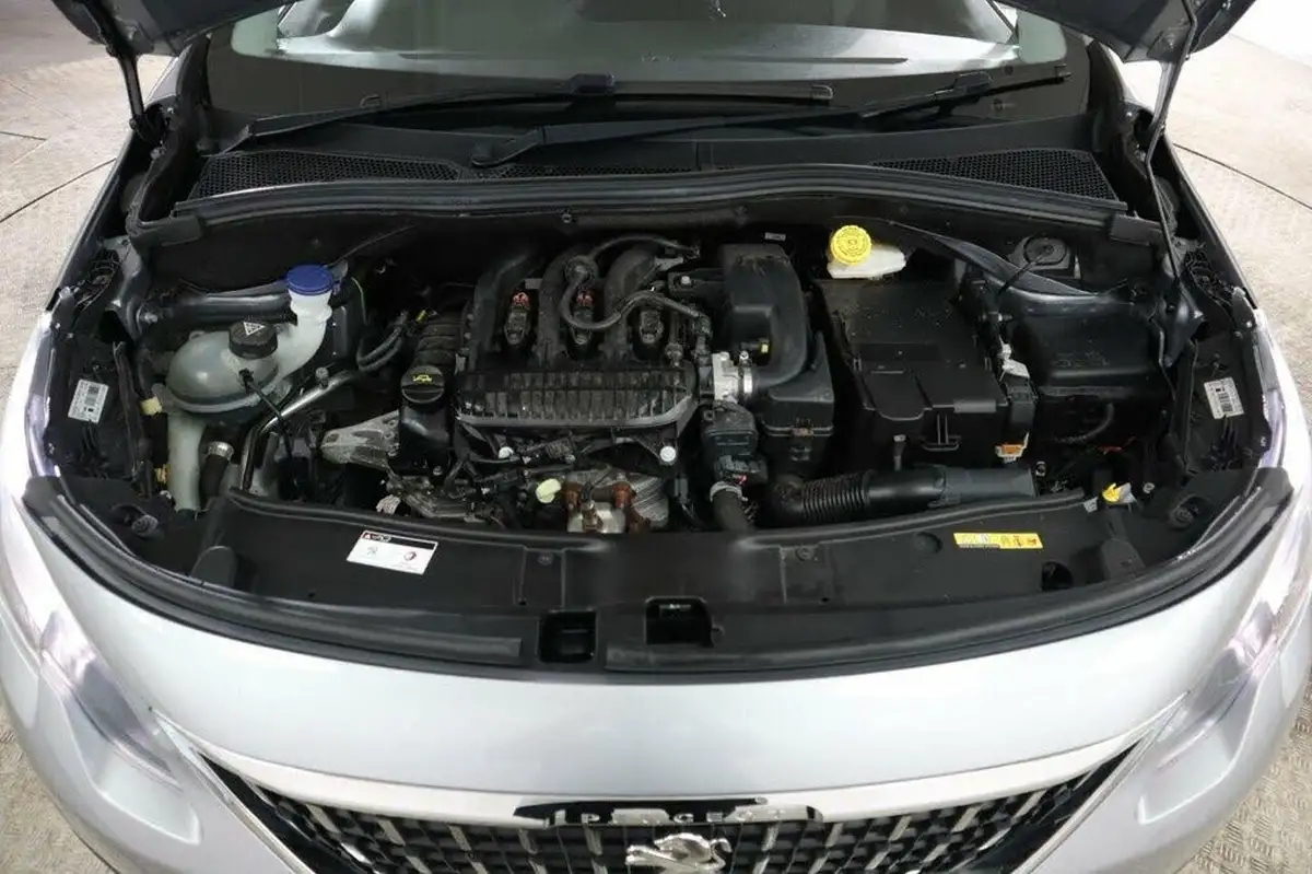 2019-peugeot-2008-suv-12-puretech-allure-premium-82bhp-big-9