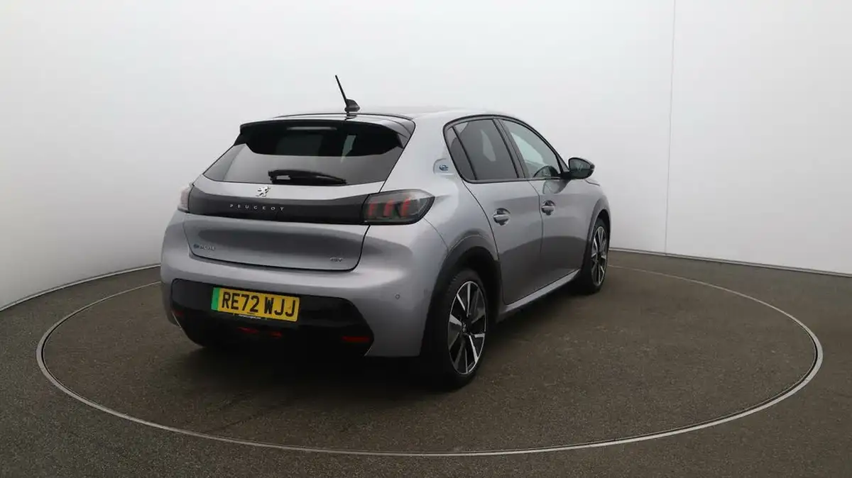 2022-peugeot-208-e-gt-136ps-50kwh-big-49