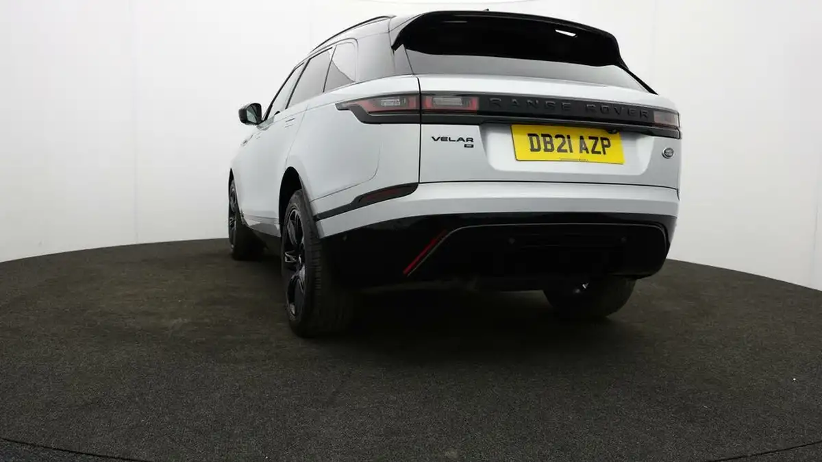 2021-land-rover-range-rover-velar-20-d200-velar-edition-big-31