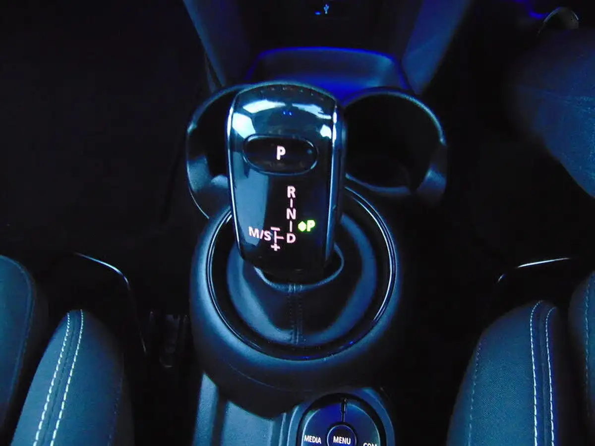 2019-mini-cooper-15-cooper-sport-hatchback-3d-auto-big-8