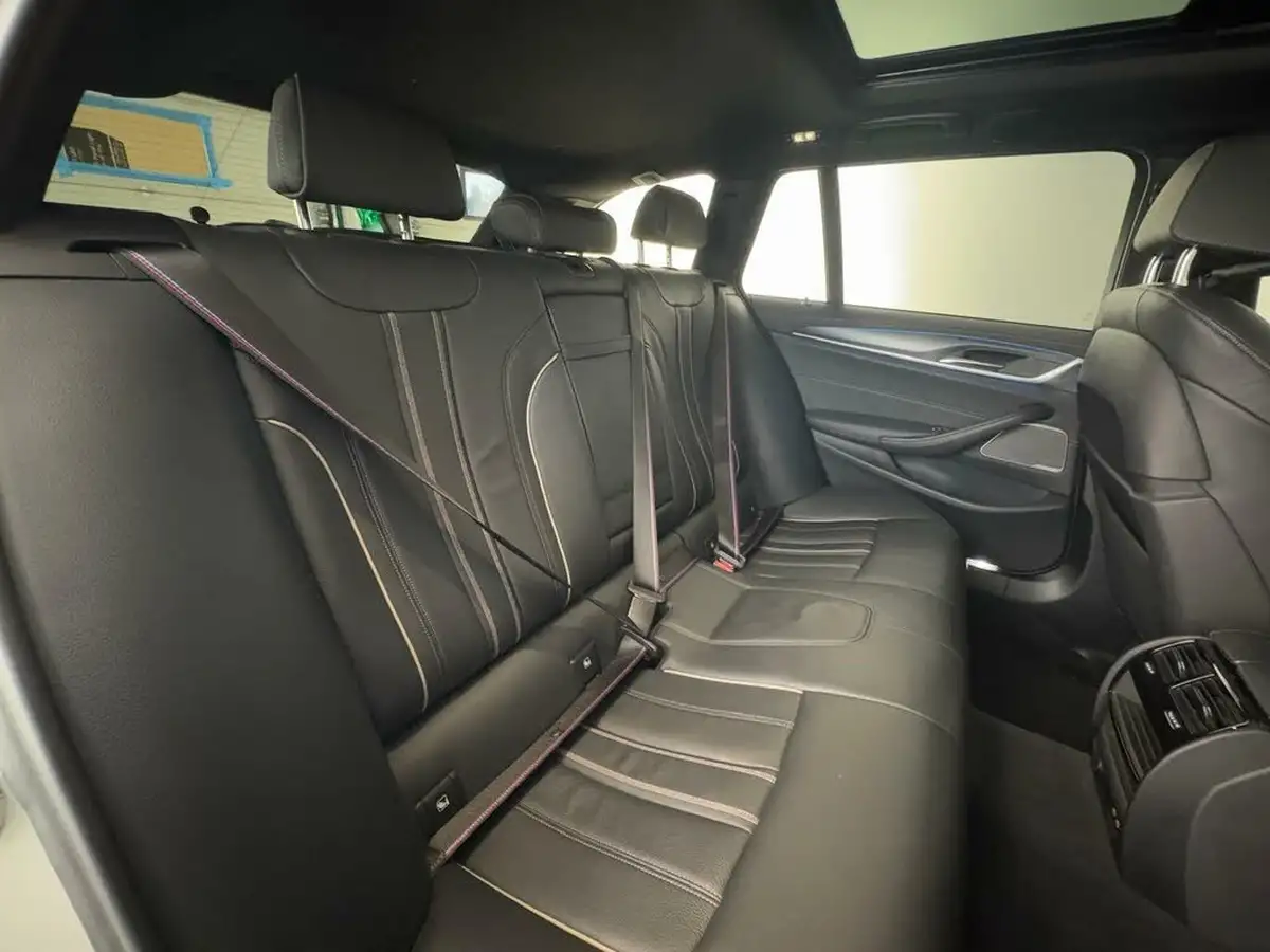 2021-bmw-5-series-20-530e-m-sport-pro-pack-touring-5d-big-20
