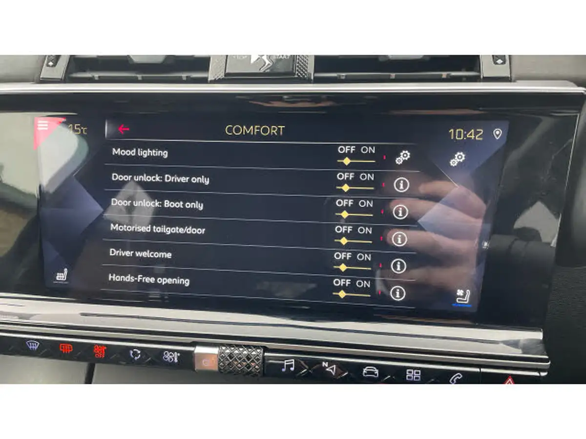 2019-ds-ds-7-crossback-16-puretech-ultra-prestige-ss-big-35