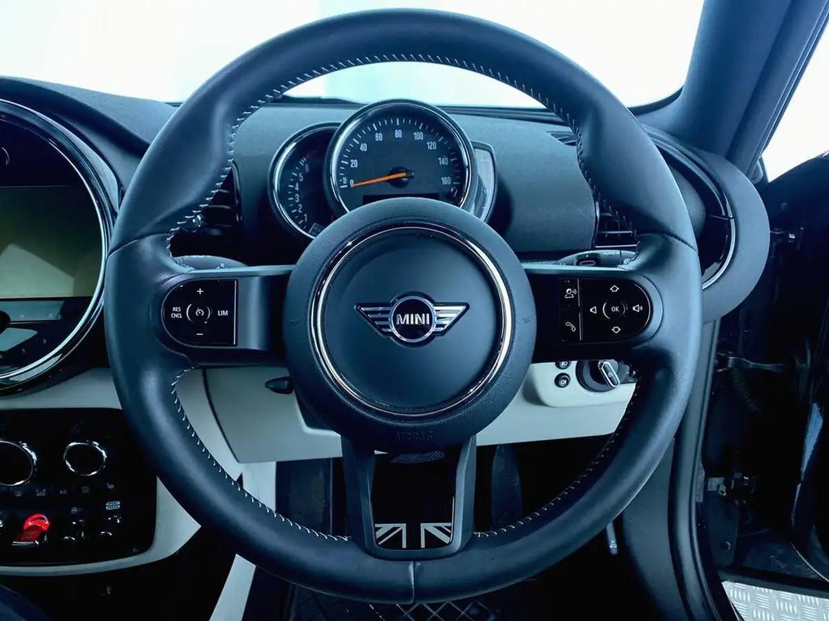 2022-mini-clubman-15-cooper-exclusive-premium-auto-big-15