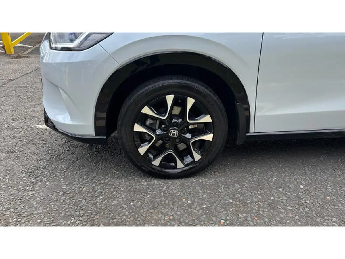 2023-honda-zr-v-20-i-mmd-advance-big-44