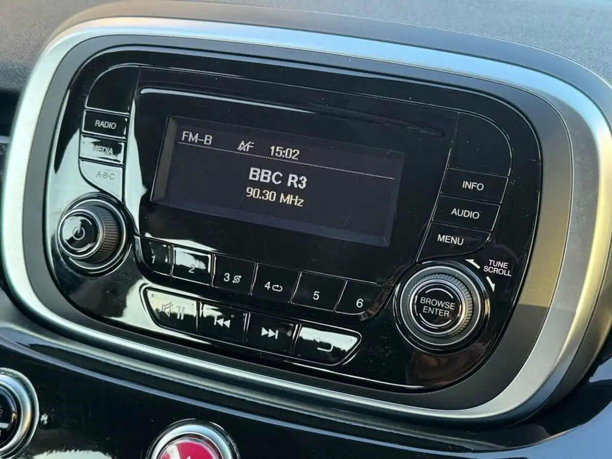 2016-fiat-500x-16-e-torq-pop-plus-big-26