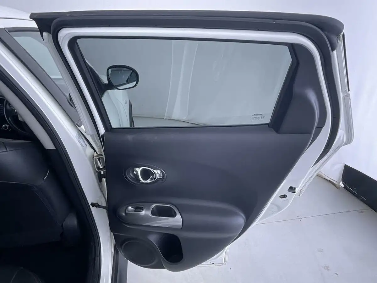 2013-nissan-juke-15td-tekna-big-24