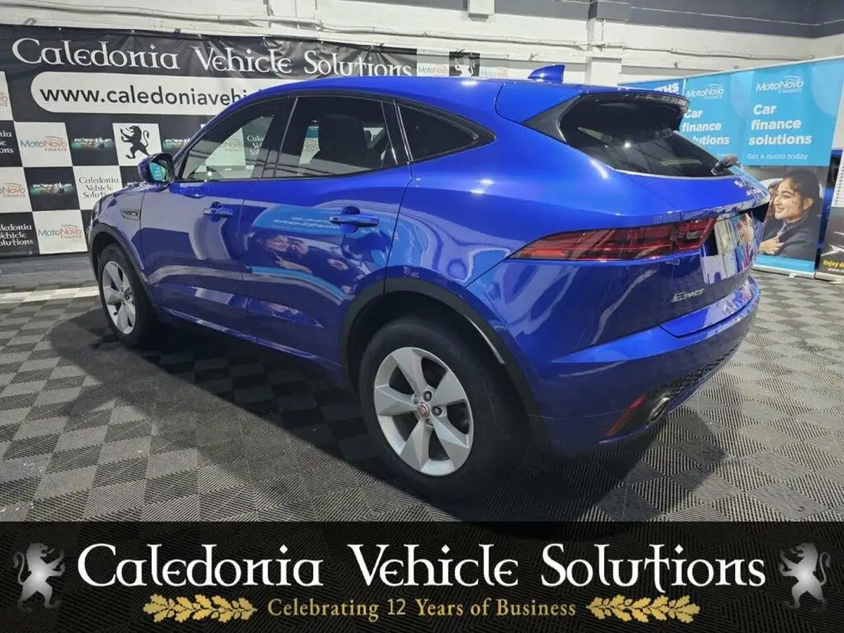 2018-jaguar-e-pace-20-i4d-r-dynamic-s-150ps-big-2