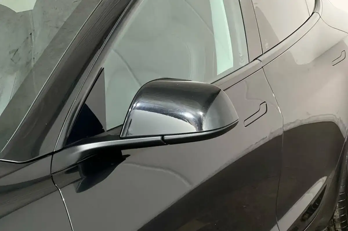 2022-tesla-model-3-e-rwd-big-13