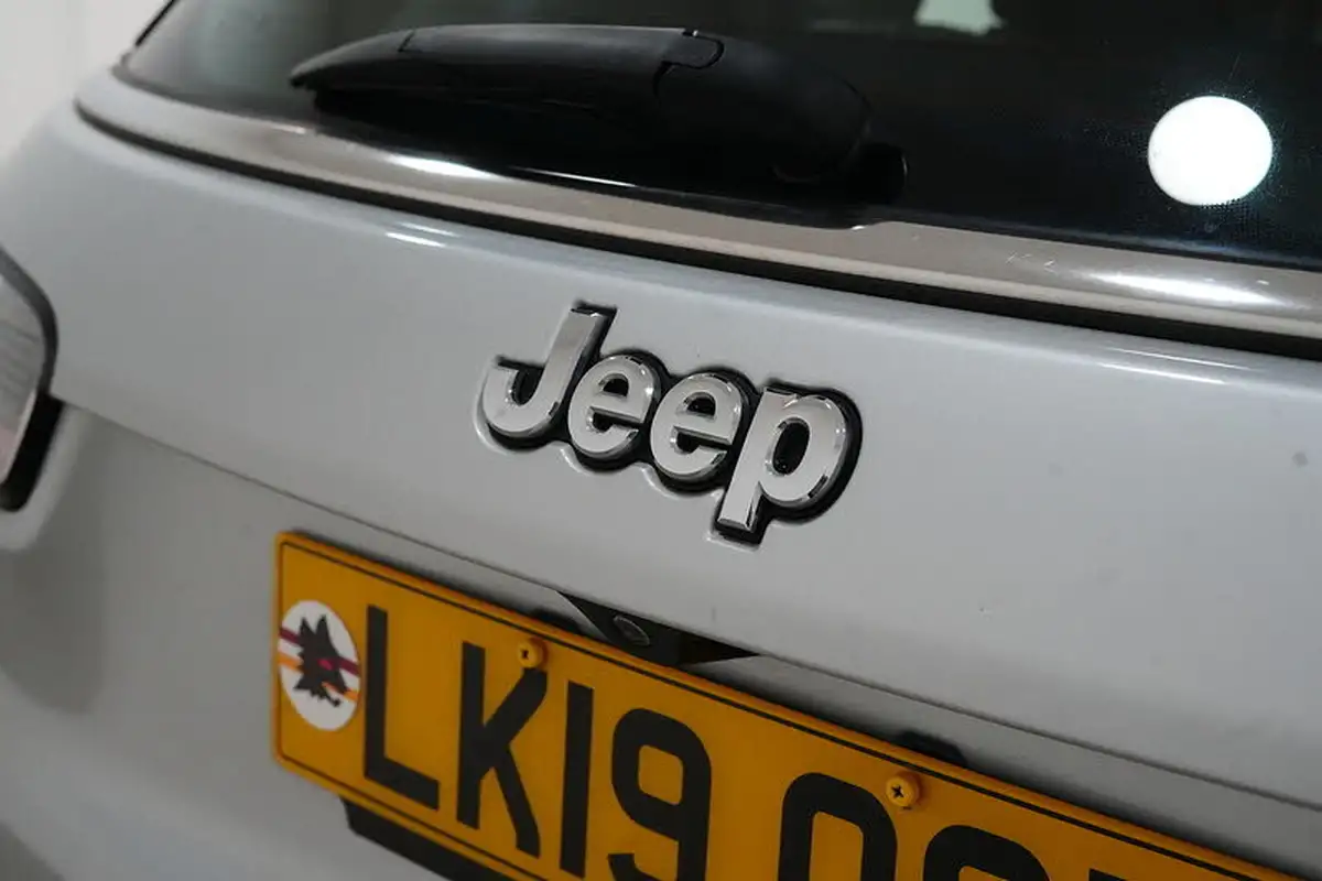 2019-jeep-compass-14-multiair-ii-longitude-big-13
