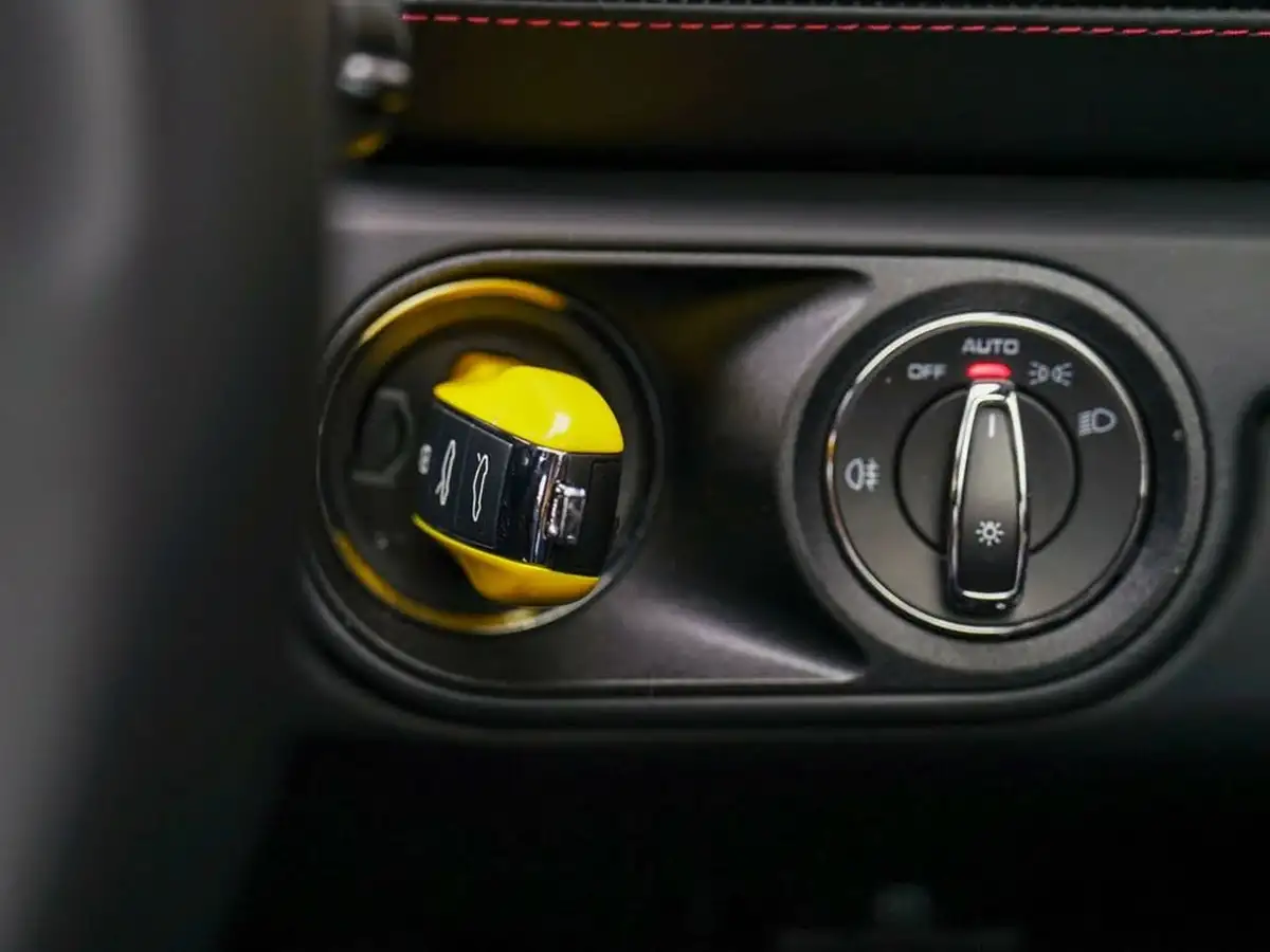2025-porsche-cayman-718-20-cayman-pdk-big-14