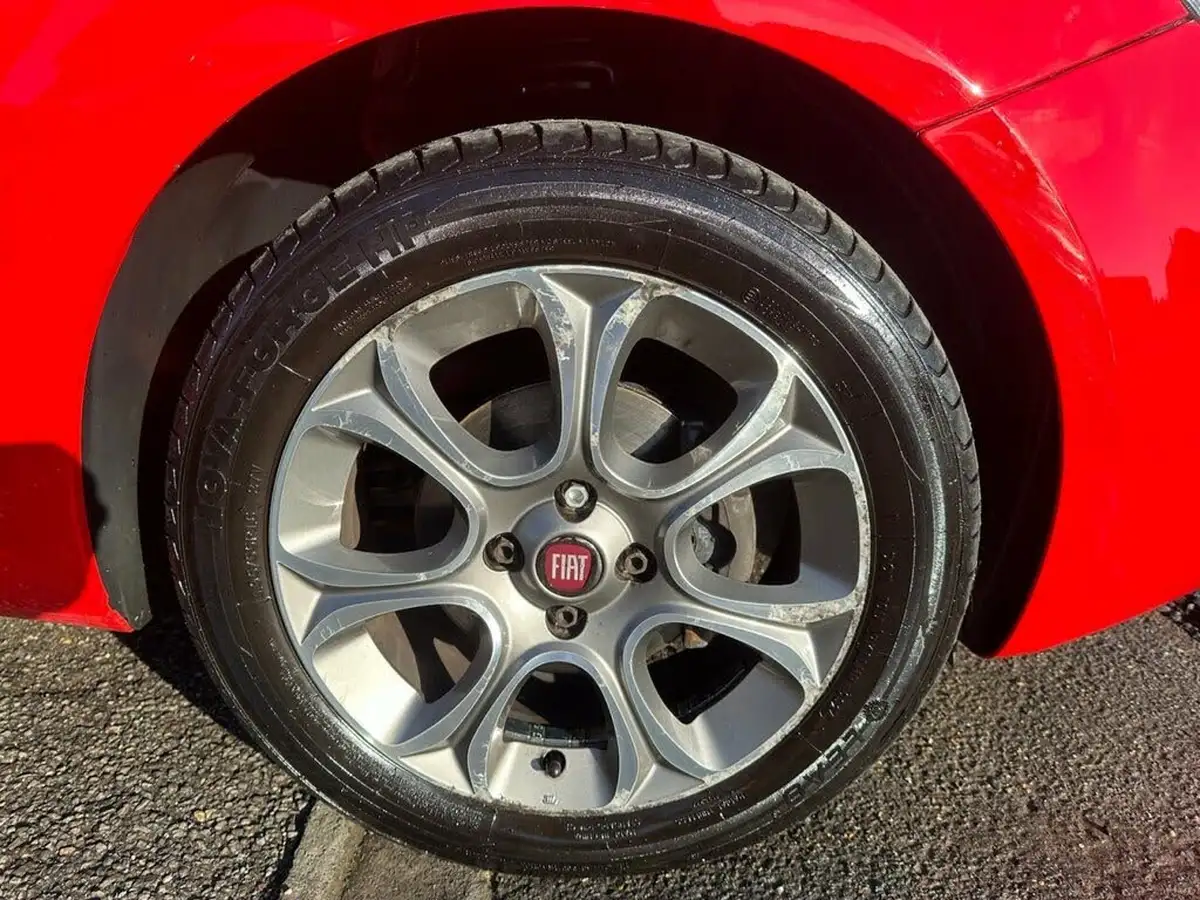 2016-fiat-punto-12-easy-5d-big-25