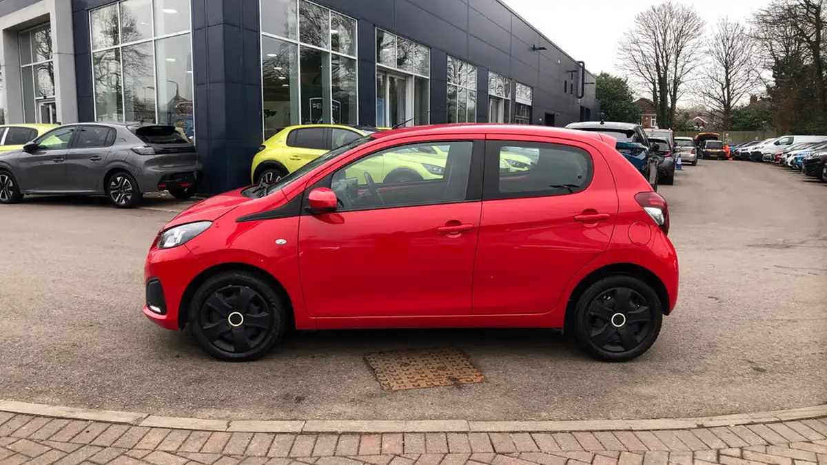 2018-peugeot-108-10-active-68bhp-hatchback-5d-big-5