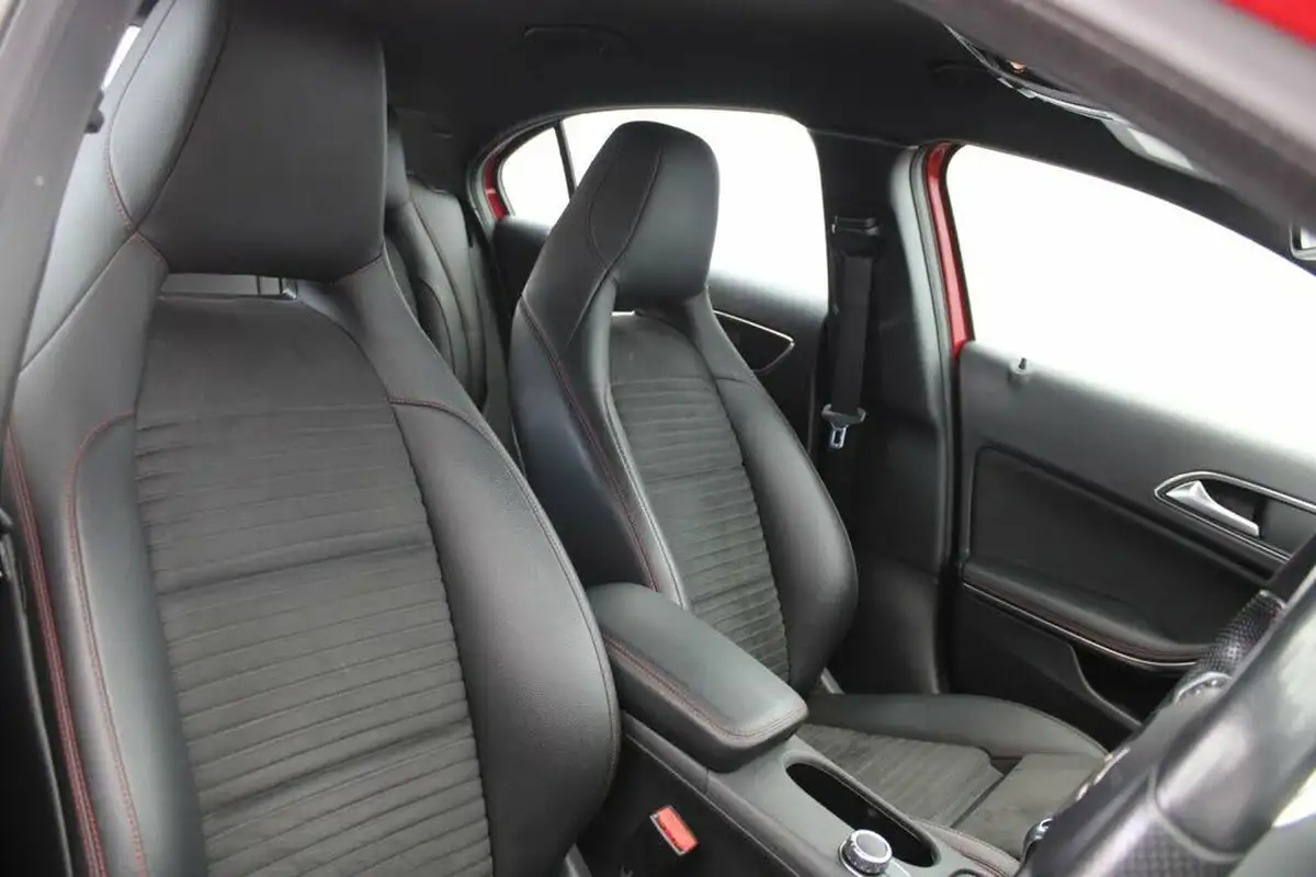 2017-mercedes-benz-a-class-21d-a200d-amg-line-executivess-big-1