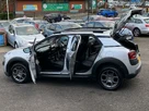 2015-citroen-c4-cactus-16bluehdi-feel-small-21