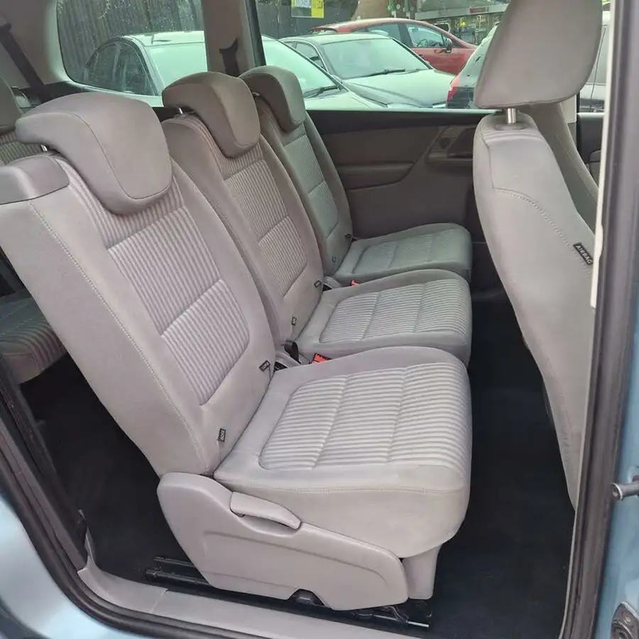 2013-seat-alhambra-20td-140ps-dsg-big-7