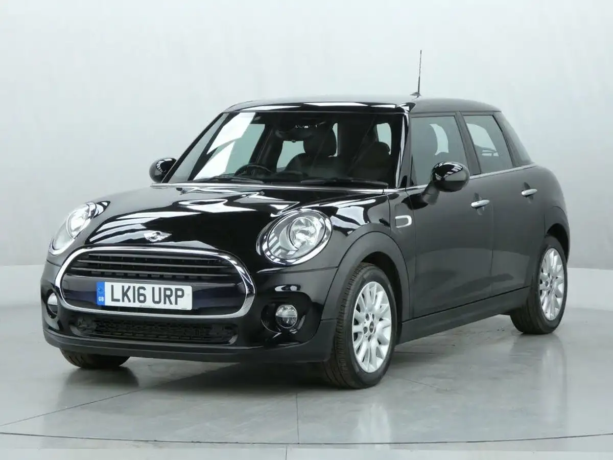 2016-mini-cooper-15-cooper-ss-hatchback-5d-auto-big-3