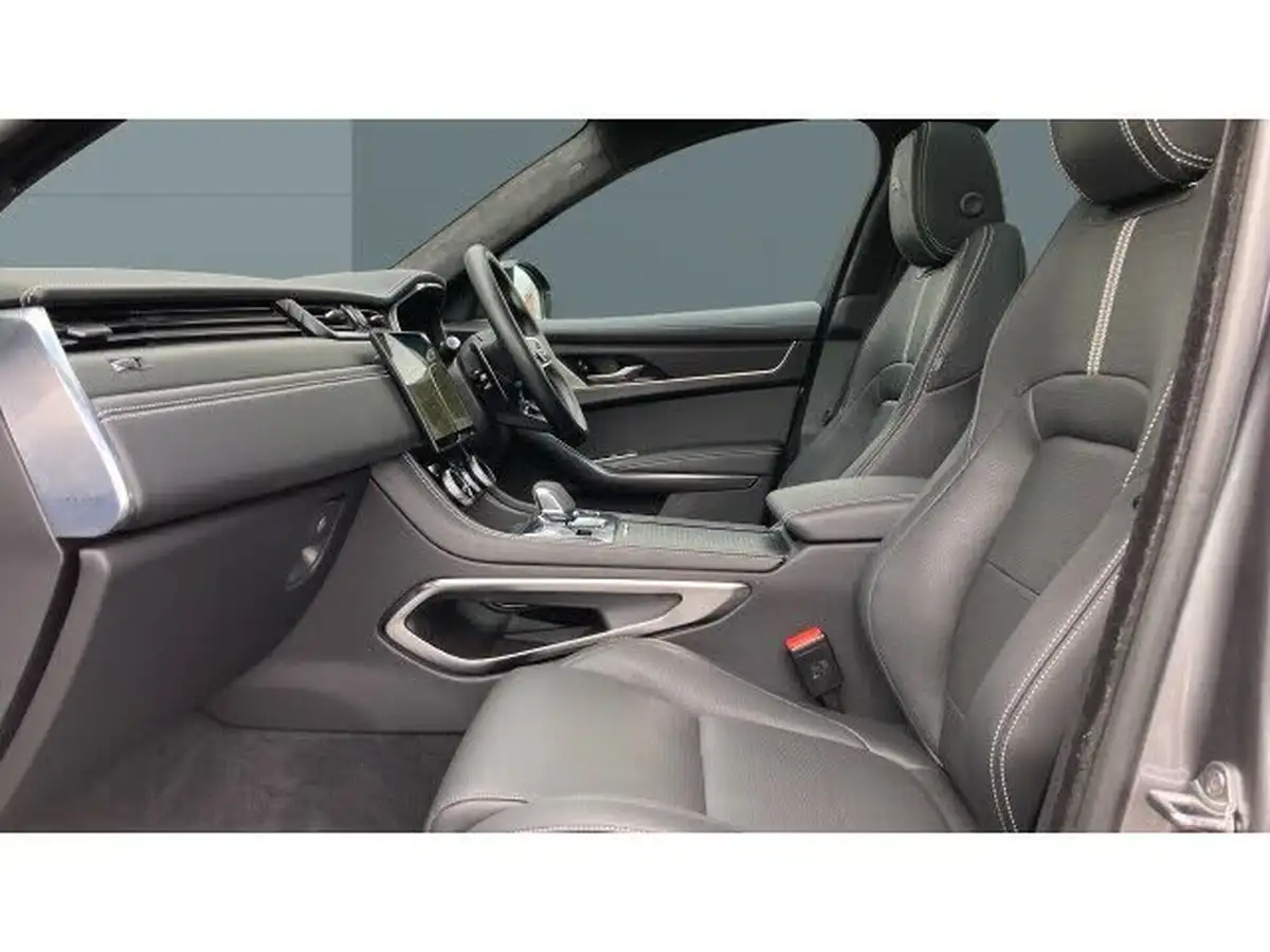 2023-jaguar-f-pace-20-d200-r-dynamic-hse-black-big-2
