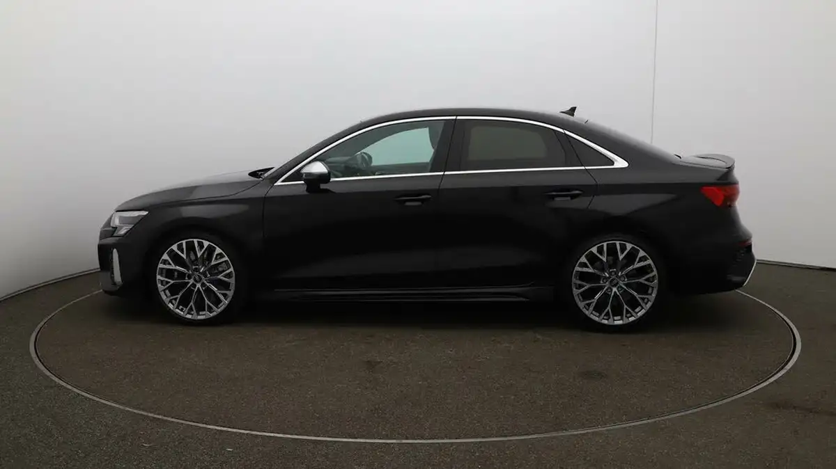 2022-audi-rs3-25-tfsi-saloon-4d-big-61