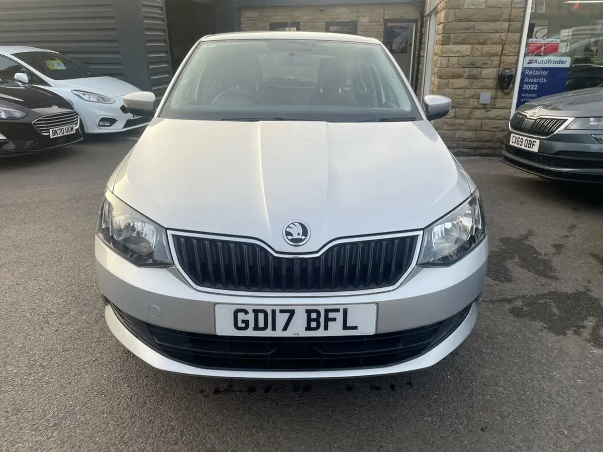 2017-skoda-fabia-12-tsi-se-90ps-hatchback-big-3