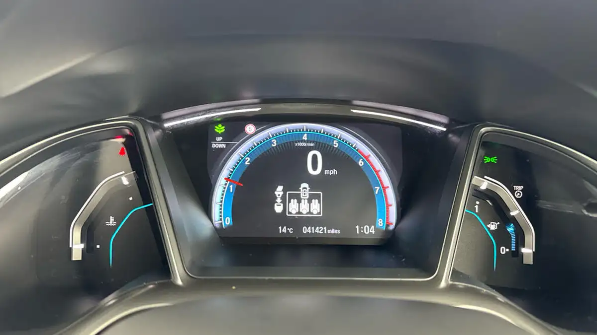 2019-honda-civic-10-vtec-turbo-sport-line-big-12