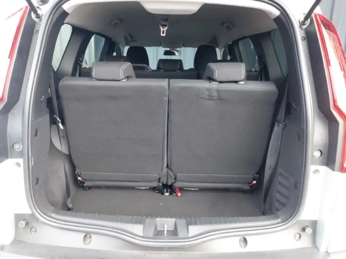 2023-dacia-jogger-10-tce-expression-big-7