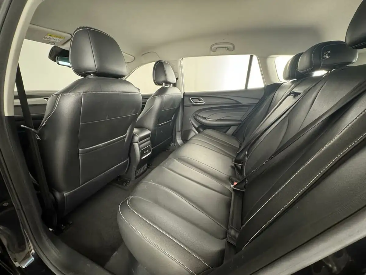 2021-mg-mg5-e-exclusive-ev-long-range-big-13