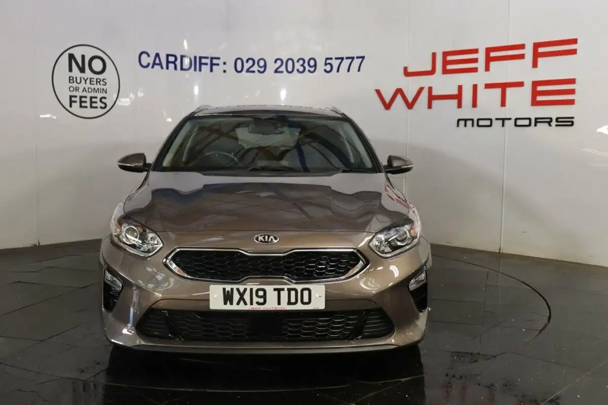 2019-kia-ceed-14-t-gdi-3-sportswagon-dct-big-6