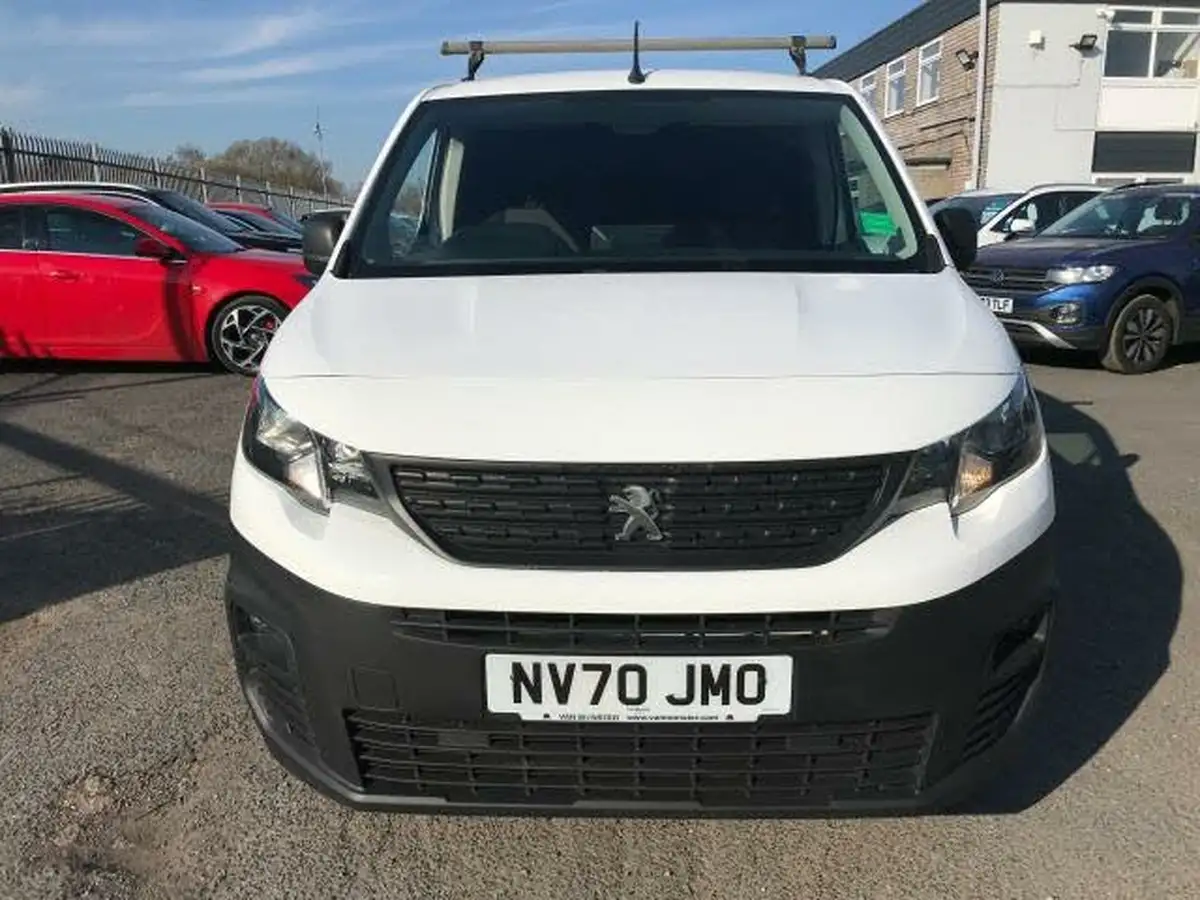 2020-peugeot-partner-15-bluehdi-950-professional-100ps-eu6dt-long-panel-big-21