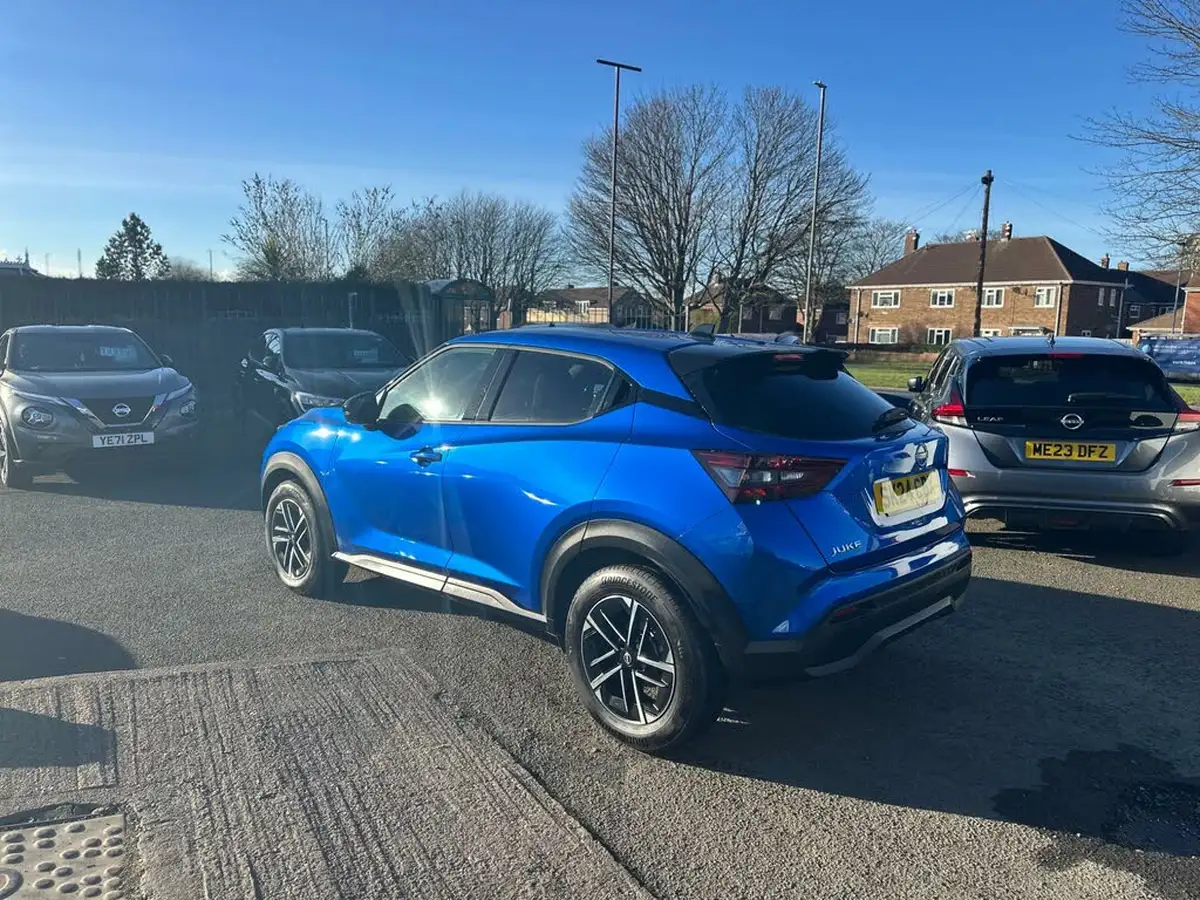 2024-nissan-juke-10-dig-t-n-connecta-dct-big-16