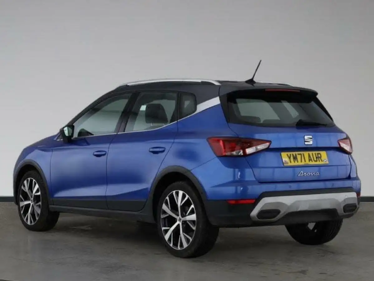 2022-seat-arona-10-tsi-xperience-lux-dsg-big-2