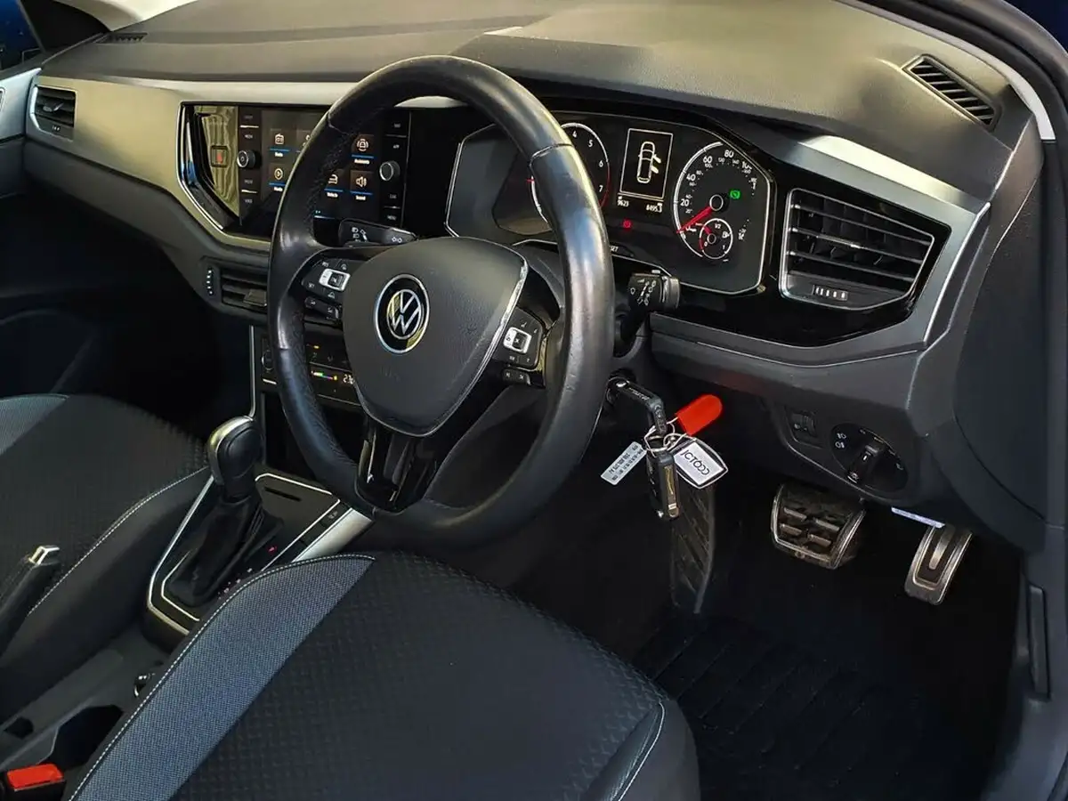 2021-volkswagen-polo-10-tsi-active-dsg-big-15