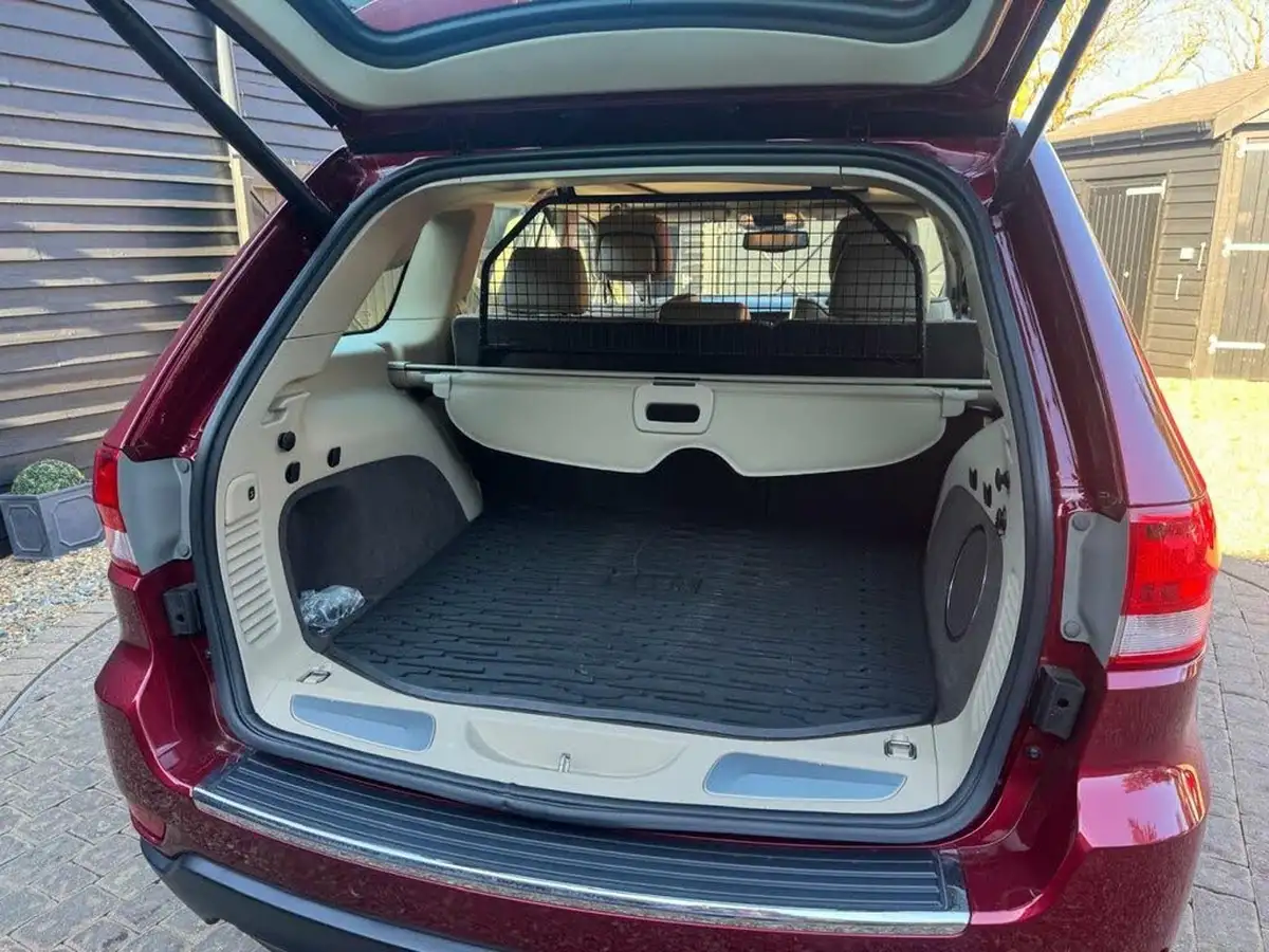 2012-jeep-grand-cherokee-30crd-overland-v6-auto-big-15