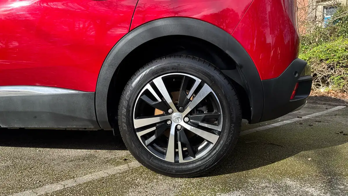 2021-peugeot-3008-suv-15-bluehdi-gt-eat8-big-15