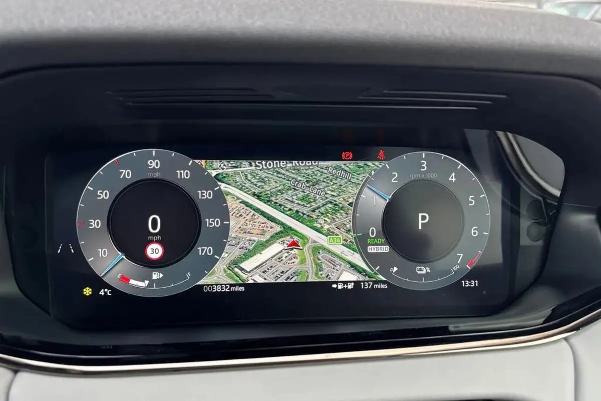 2024-land-rover-range-rover-evoque-15-p270e-dynamic-hse-big-16