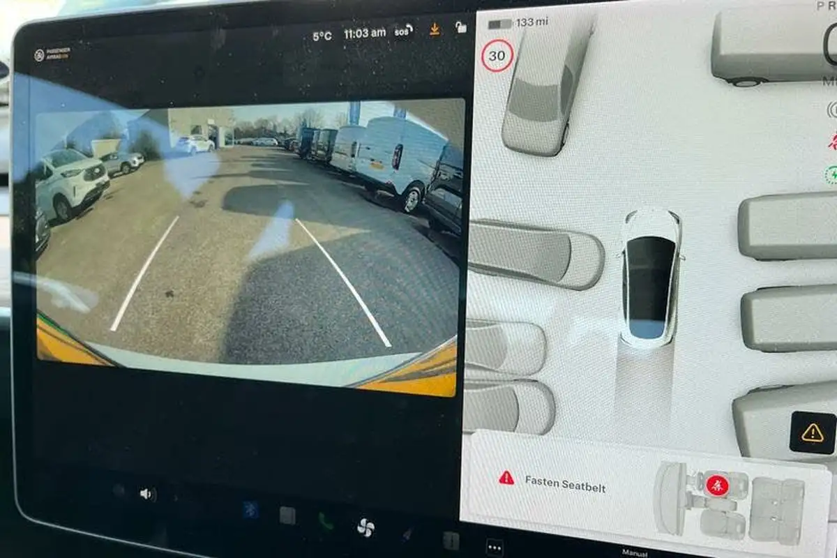 2021-tesla-model-3-e-standard-plus-big-33
