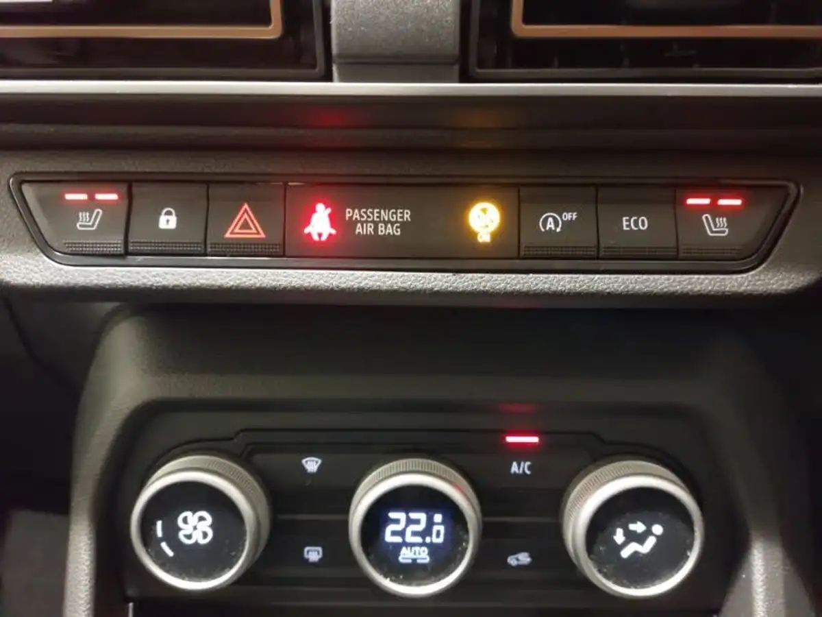 2024-dacia-sandero-stepway-10-tce-extreme-90bhp-big-12