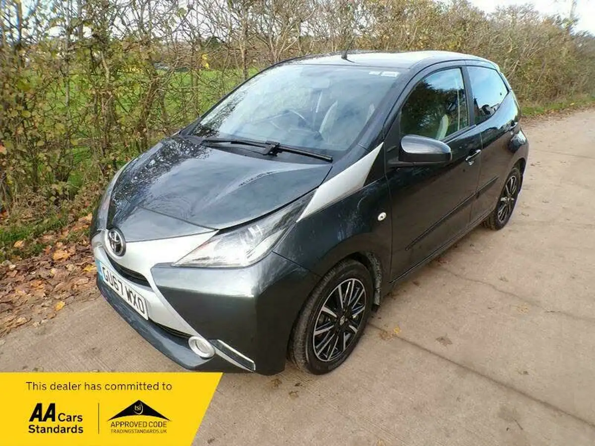 2018-toyota-aygo-10-vvt-i-x-style-71bhp-big-0