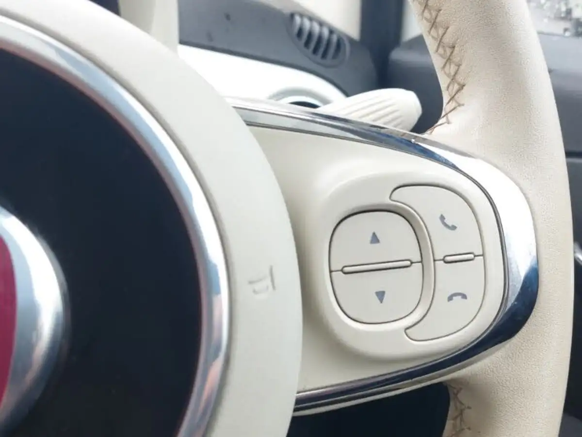 2018-fiat-500-12-lounge-big-11